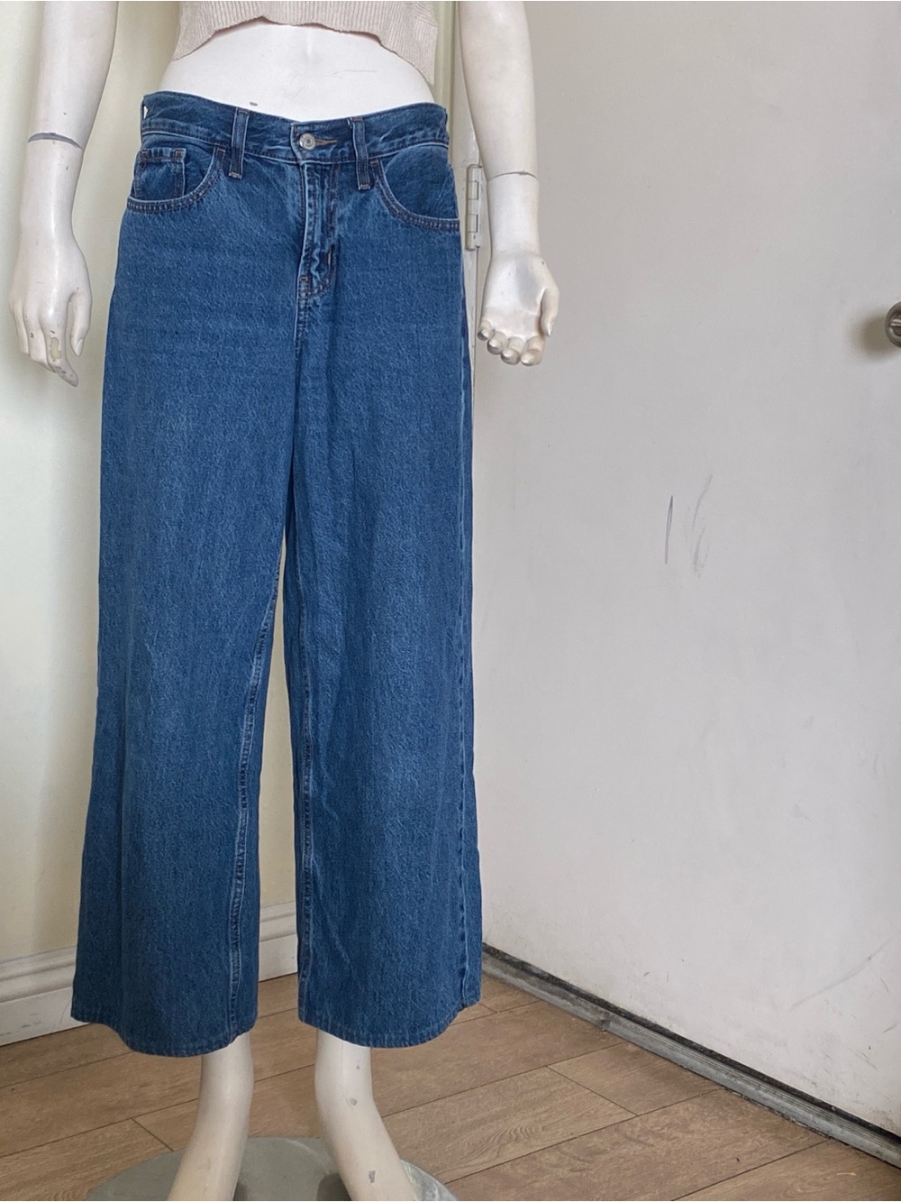 Old Navy Cropped Wide-Leg Jeans in Blue